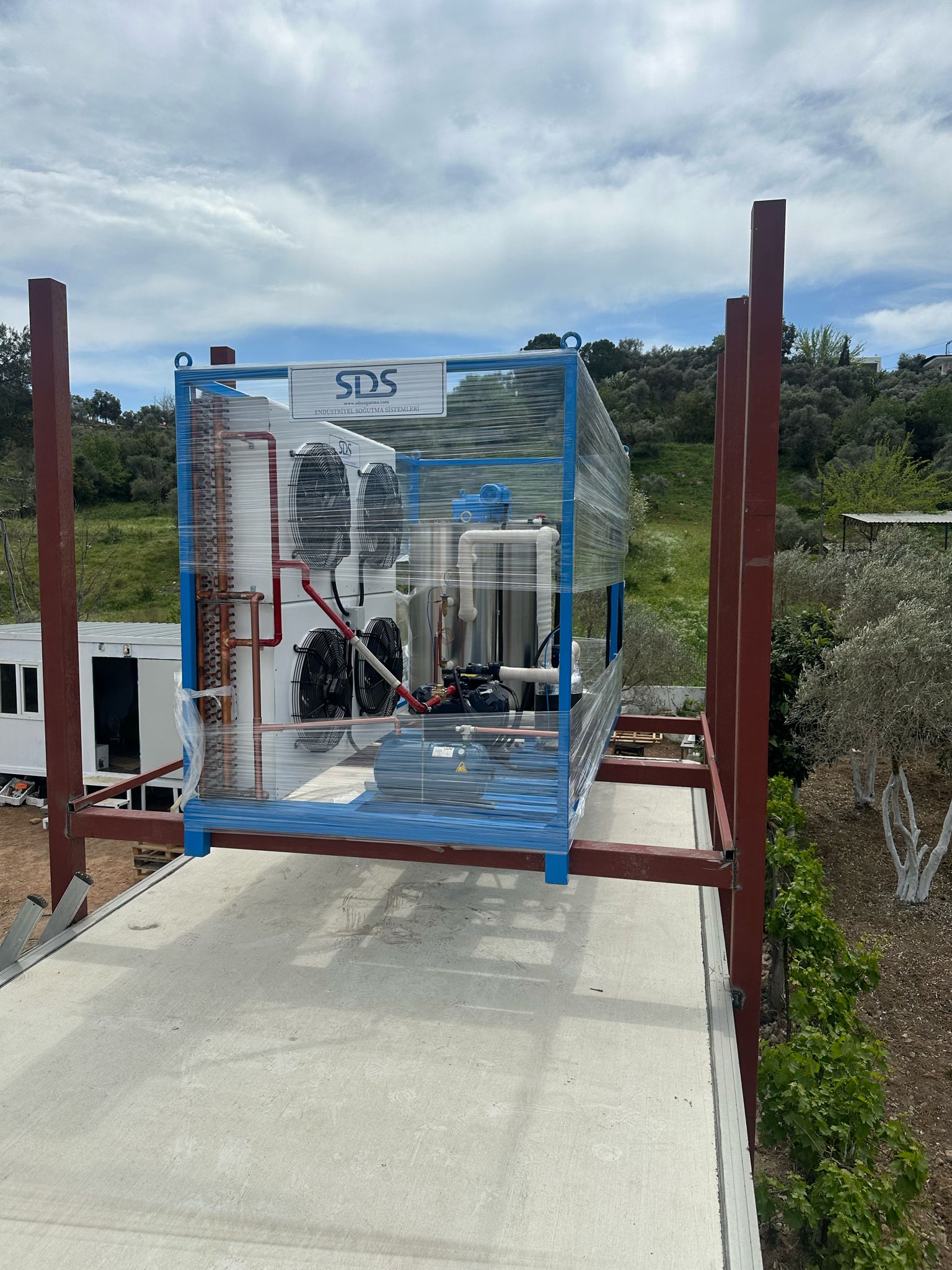 WhatsApp Image 2024-04-18 at 23.32.25 (1) WhatsApp Image 2024-04-18 at 23.32.25 (1)