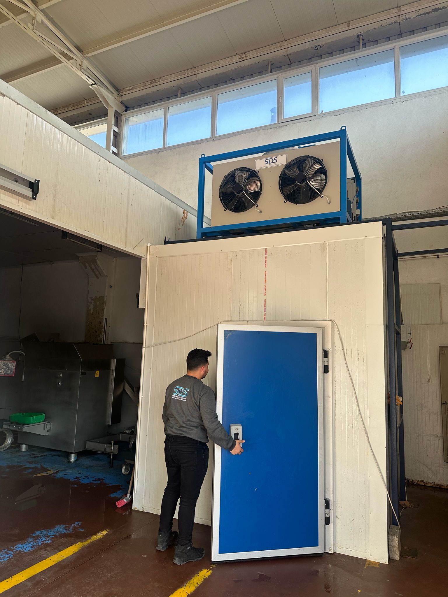 WhatsApp Image 2024-04-18 at 23.32.31 (1) WhatsApp Image 2024-04-18 at 23.32.31 (1)