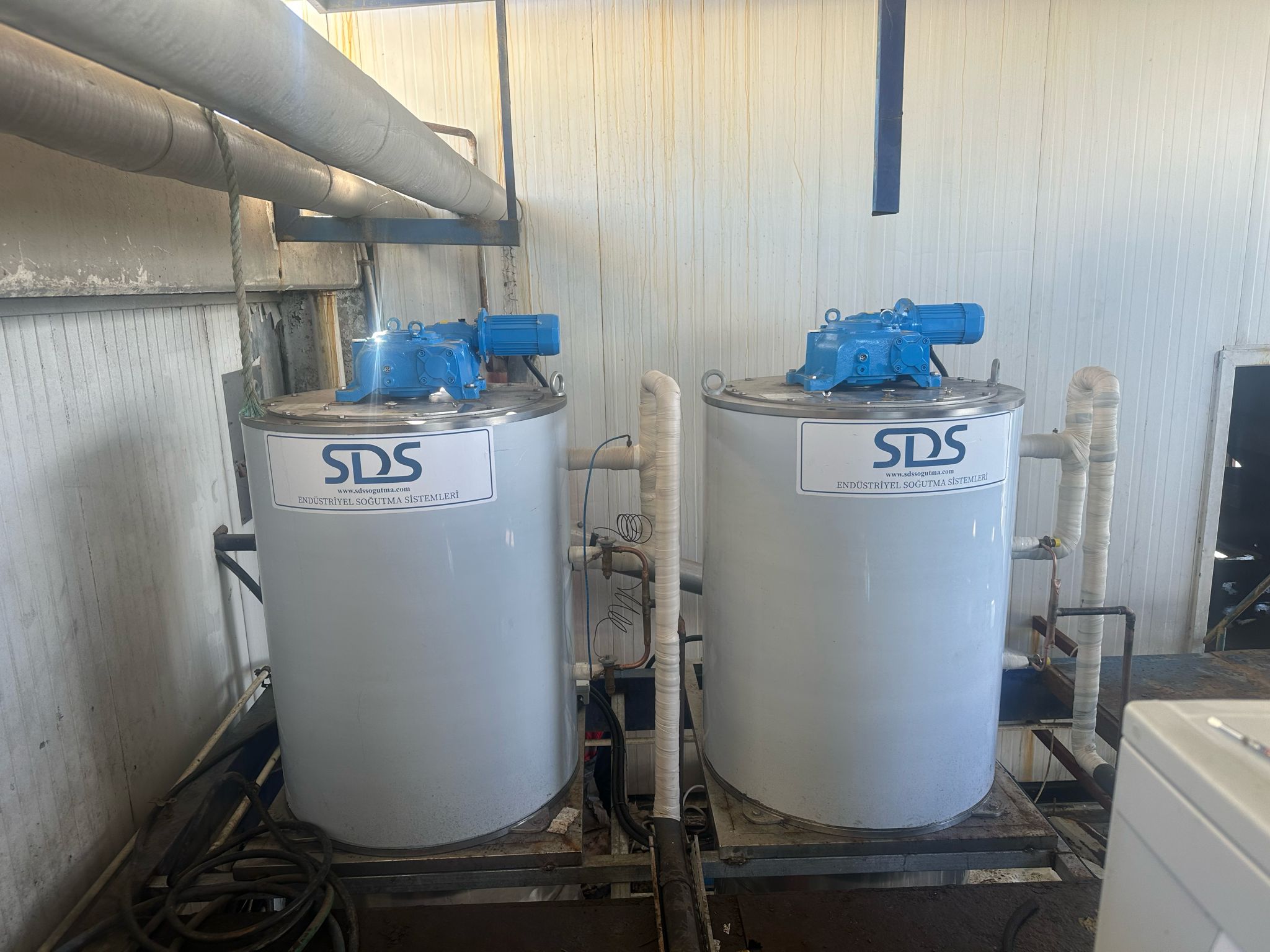 WhatsApp Image 2024-04-18 at 23.32.32 (1) WhatsApp Image 2024-04-18 at 23.32.32 (1)